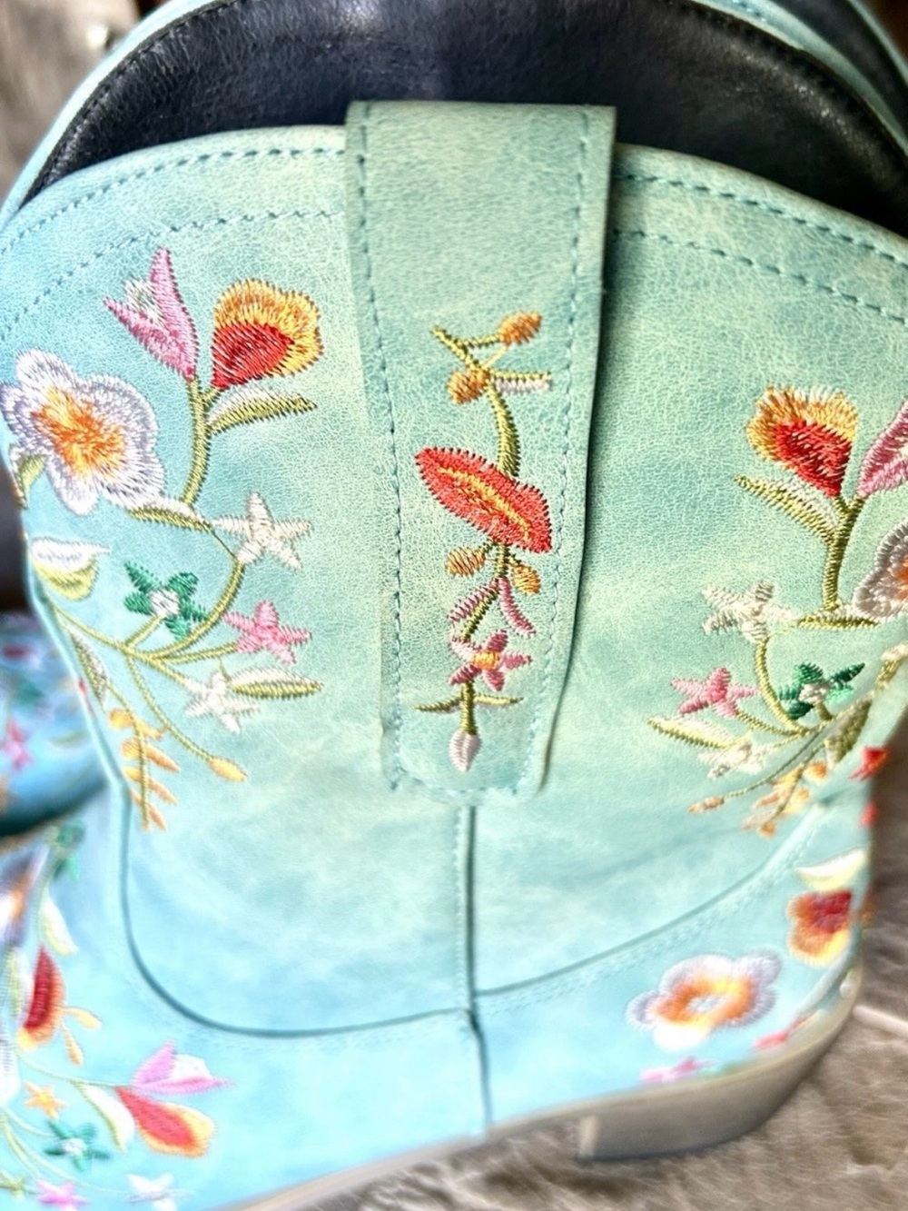 Turquoise Embroidered Western Cowgirl Boots – Wide Calf, Pointed Toe – 10.5 - Picture 2 of 12